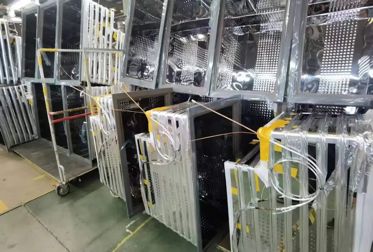 Refrigerator condenser tube bonding case image